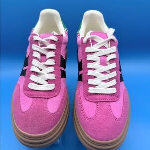 Steve Madden Dodge Pink Multi